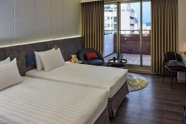 Bedroom 3, Metro Hotel, Yulin