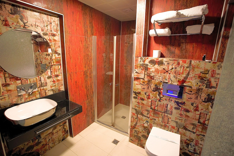 Bathroom 5, Hotel Adamel City, Bakırköy