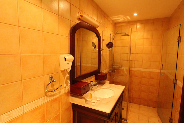 Bathroom 5, Al Maha Residence RAK, Ras Al Khaimah