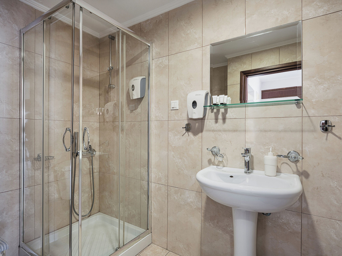 Bathroom 5, Theofilos City Hotel, Crete