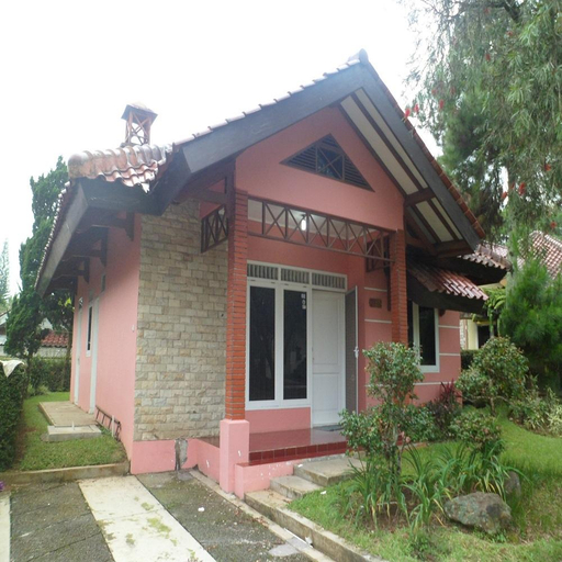 Others 3, Cipanas Villas, Cianjur