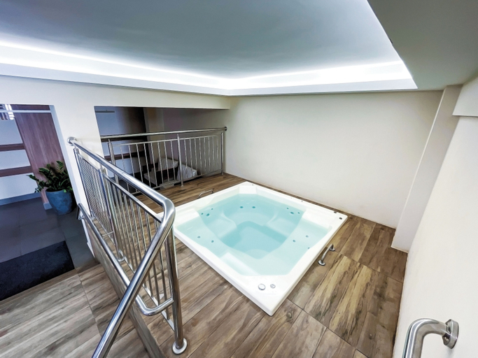 Bathroom 4, Evian Thermas Residence, Caldas Novas
