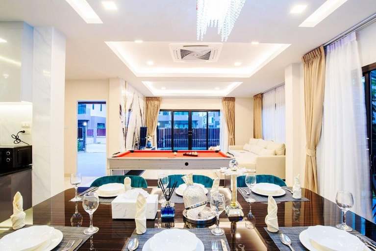 Food & Drinks, Huai Yai Villas, Bang Lamung