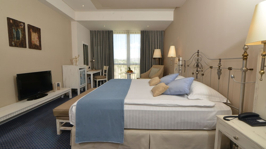 Bedroom 4, Ramada Plaza by Wyndham Mardin                                                              , Mardin
