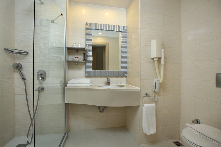 Bathroom, Mandarin Resort & Spa, Bodrum