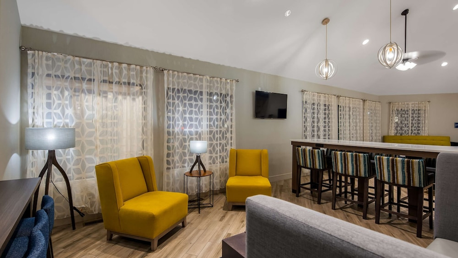 Public Area 2, Best Western Hampshire Inn, Rockingham