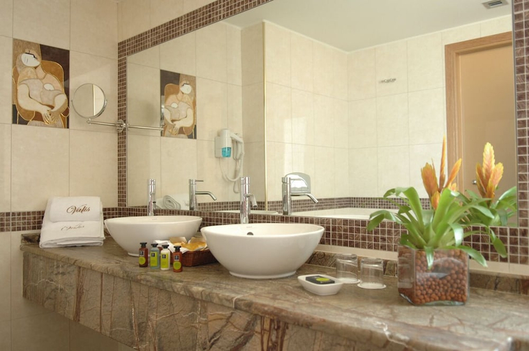 Bathroom 5, Valis Resort, Thessaly