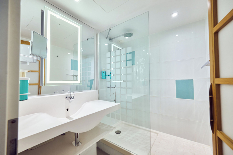 Bathroom 4, a&o Manchester City Centre, Manchester