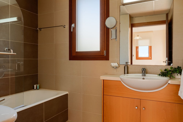 Bathroom 4, Aphrodite Hills Rentals – Junior Villas