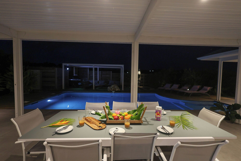 Food & Drinks 5, Nakolodge 4 chambres - piscine / balneo / jardin privatifs, Sainte-Anne