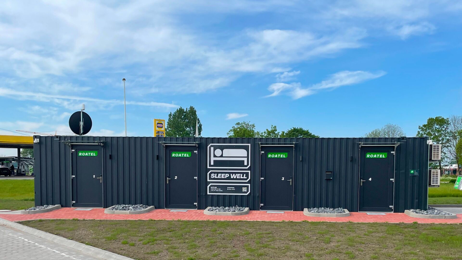 Exterior & Views 2, Roatel Emden A31, Emden