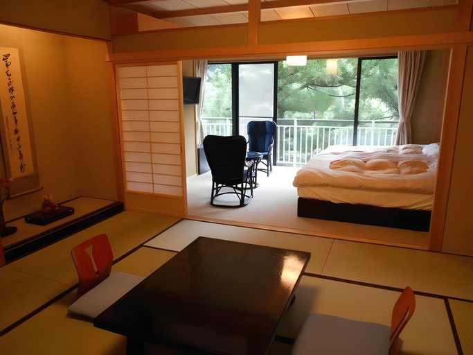 Bedroom 3, Shirasagiyu Tawaraya, Kaga