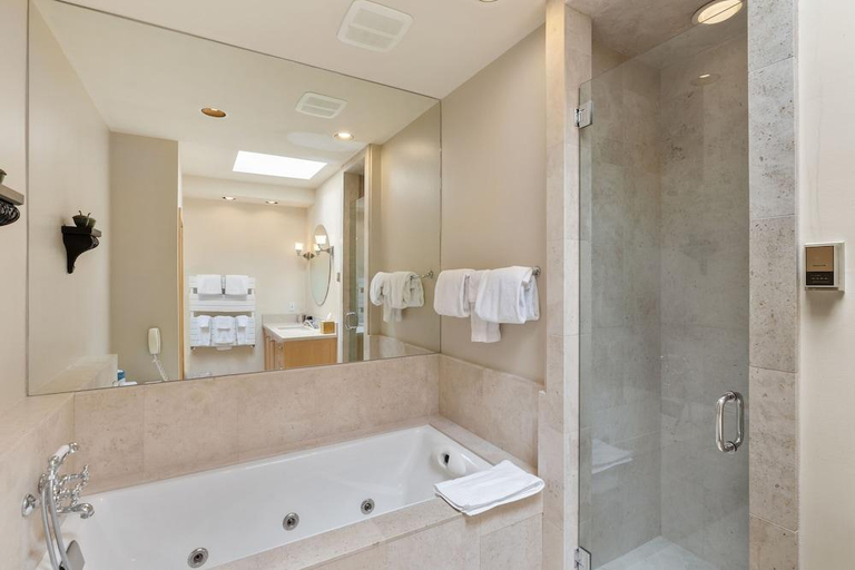 Bathroom 3, CAMELS GARDEN, San Miguel