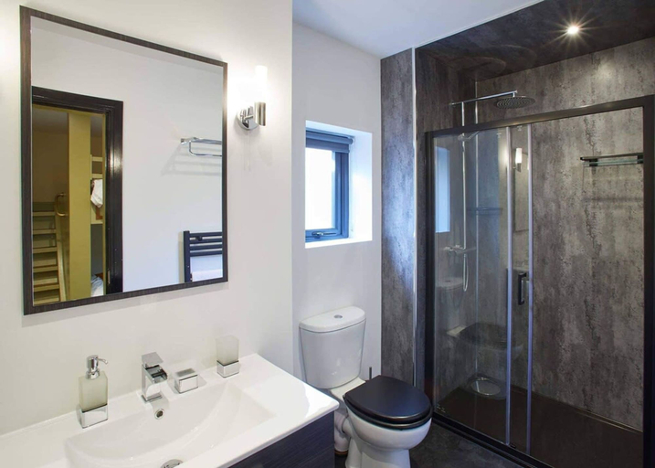 Bathroom 4, Host Stay The Nook, Redcar and Cleveland