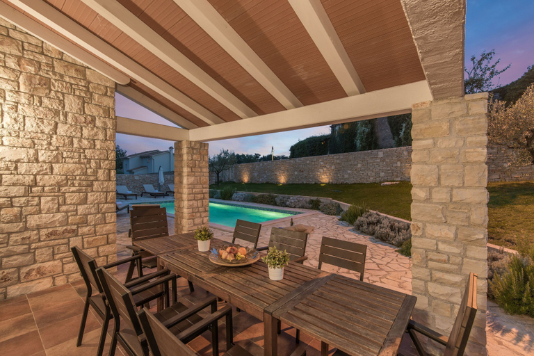 Room 2, Kvarta in Barban With 3 Bedrooms and 3 Bathrooms, Barban