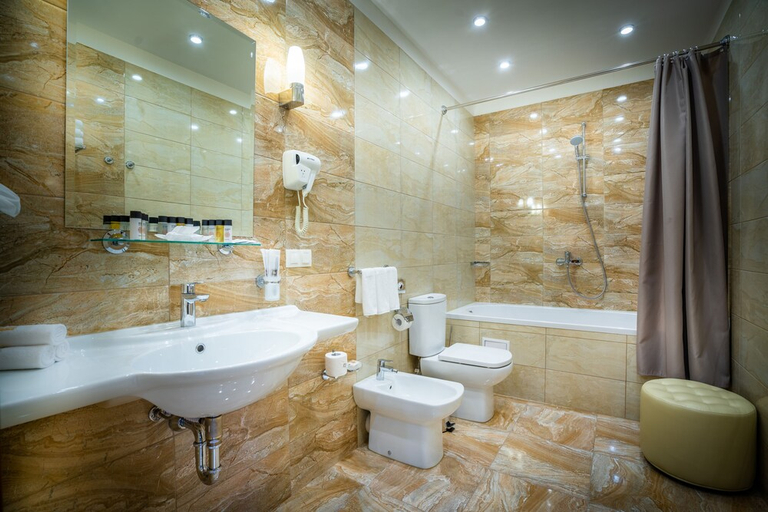 Bathroom 4, Petr Hotel, Sankt-Peterburg gorsovet