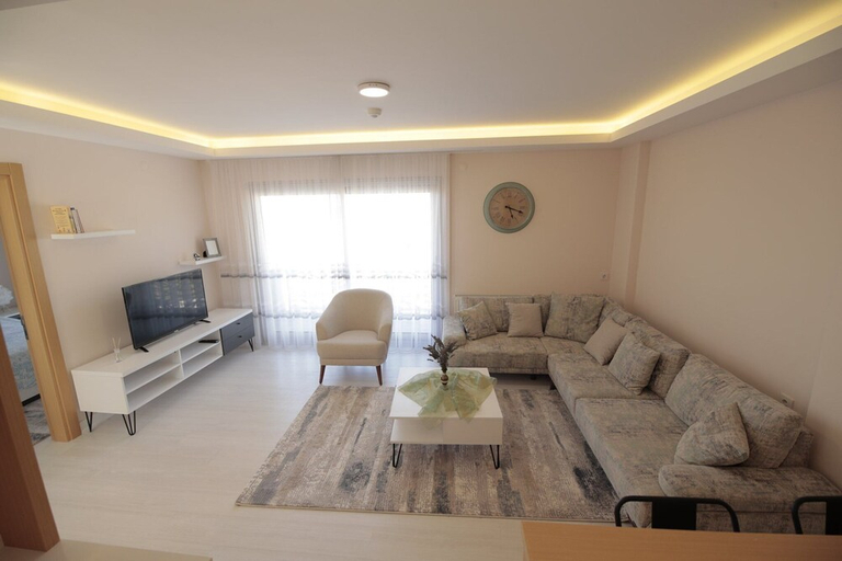 Others 2, Lilyum Hotel, Merkez