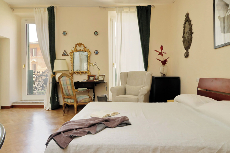 Bedroom 3, On The Steps, Rome