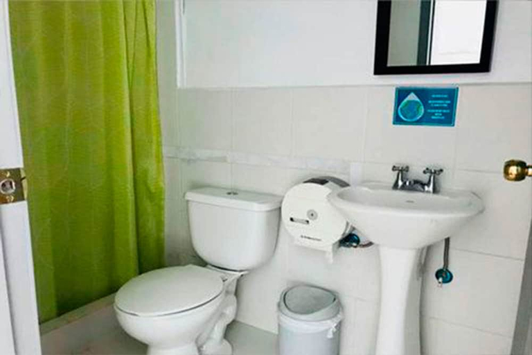 Bathroom, Posada del Maple - Hostel, Quito