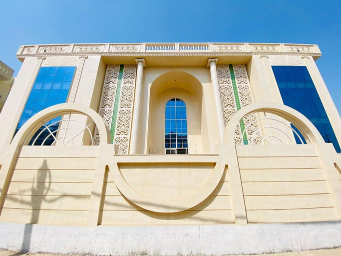5, Hotel Holiday Grand, Gautam Buddha Nagar