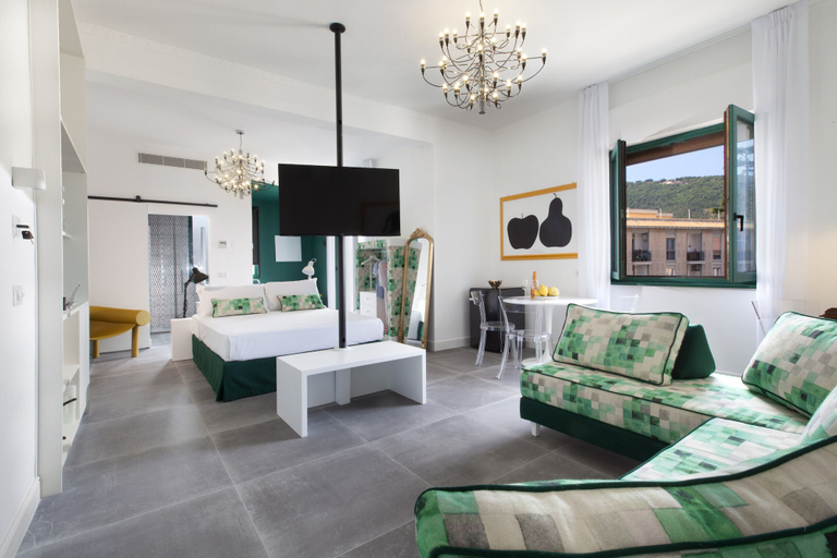 Room 5, Design Flat, Napoli