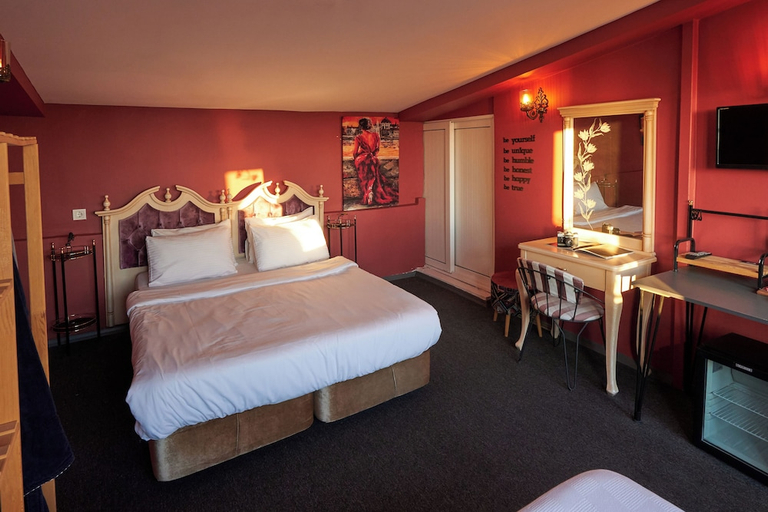 Bedroom 4, Galata Pearl Hotel, Beyoğlu