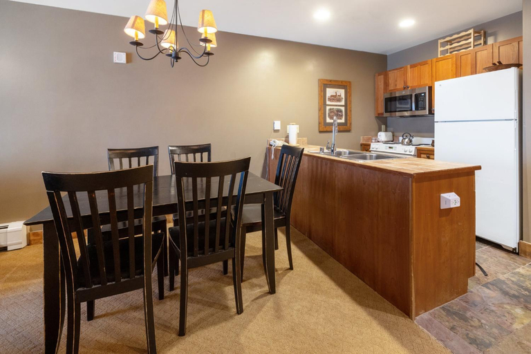 Food & Drinks 5, Red Hawk Lodge by Keystone Resort, Summit