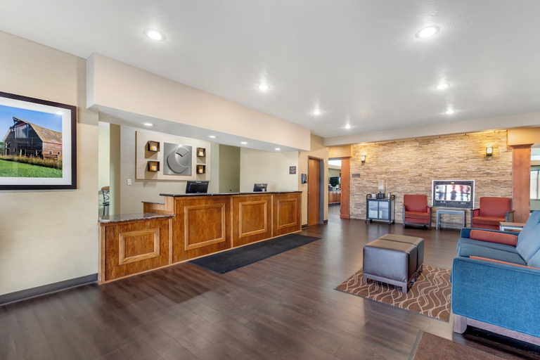 Public Area, Comfort Inn & Suites Mitchell I-90, Davison
