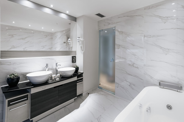 Bathroom 5, Domotel Olympia, Central Macedonia