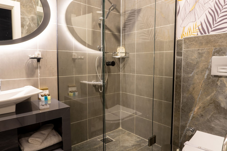 Bathroom 3, Anatolia Luxury Hotel, Çankaya