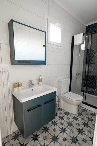 Bathroom 5, Gadura Kır Evleri Urla, Urla