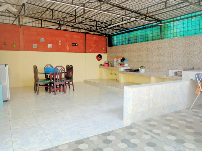 Others 2, Cipanas Villas, Cianjur