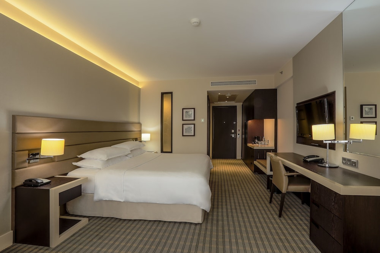 Bedroom 2, Sheraton Palace Hotel Moscow, Northern