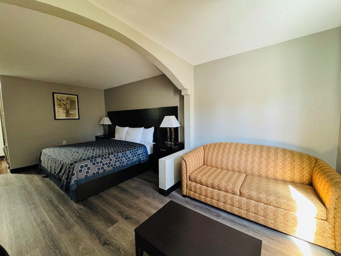 Others 2, Econo Lodge Inn & Suites Centerville, Hickman