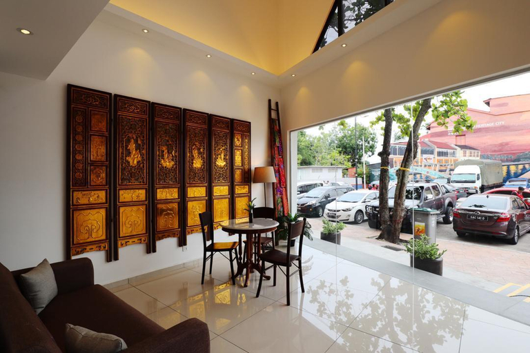 Others 5, Jonker Apartments, Malacca City