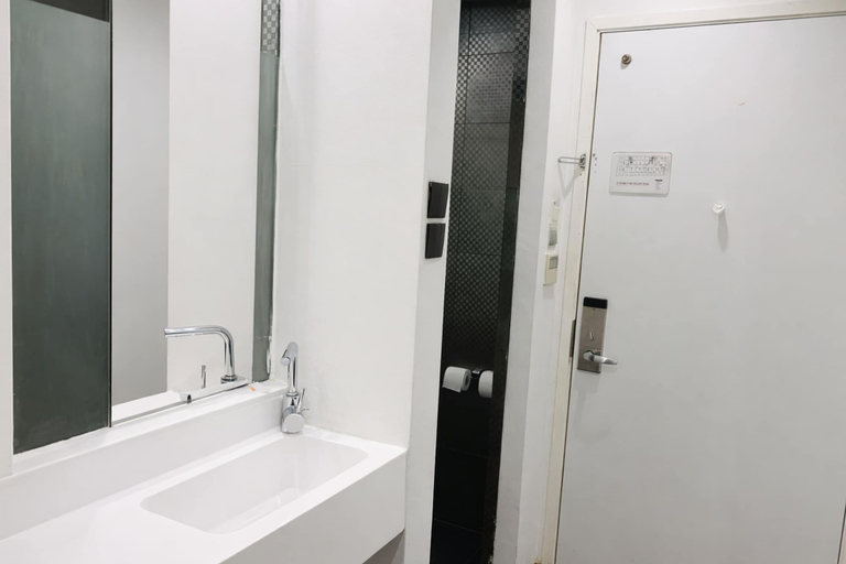 Bathroom 4, A Hotel Dickson, Singapore