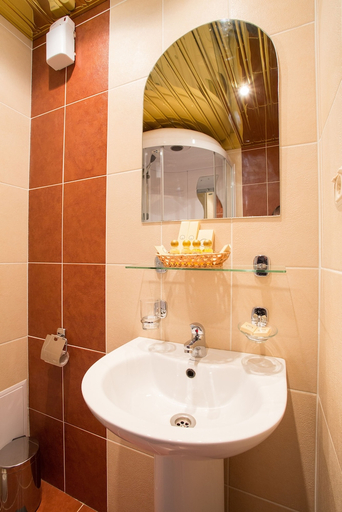 Bathroom 3, Zvezda Hotel, Aksayskiy rayon