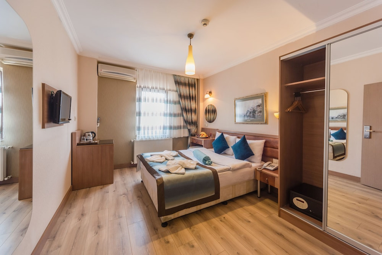 Bedroom 5, Senabil Hotel Old City, Fatih