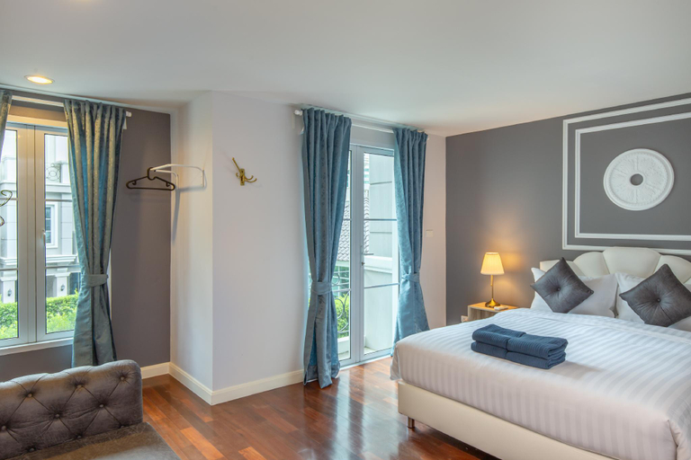 Bedroom 2, Sukhumvit Apartments, Khlong Toey