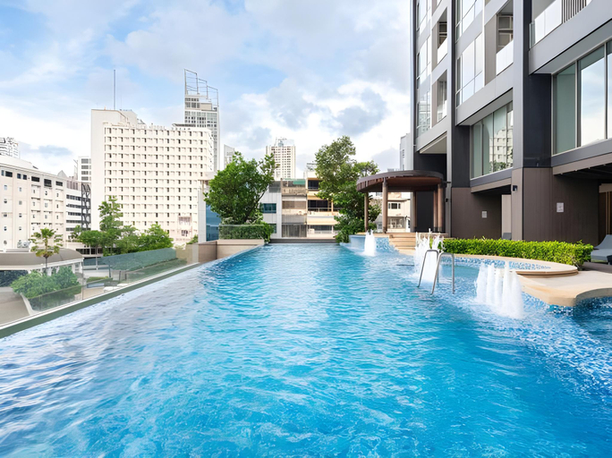 Sport & Beauty 3, The Rich Grand Residence Sukhumvit, Wattana
