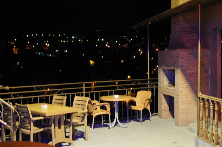 Food & Drinks 4, Hotel Piano, Tbilisi
