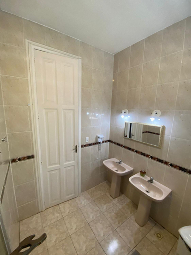 Bathroom 4, Casa das Luzes Hostel IVN, Rio de Janeiro