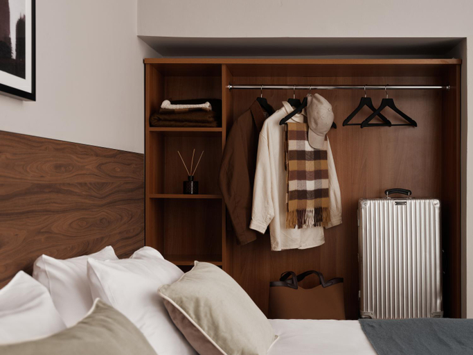 Bedroom 3, The Gilbert Hotel Kensington, Sonder, London