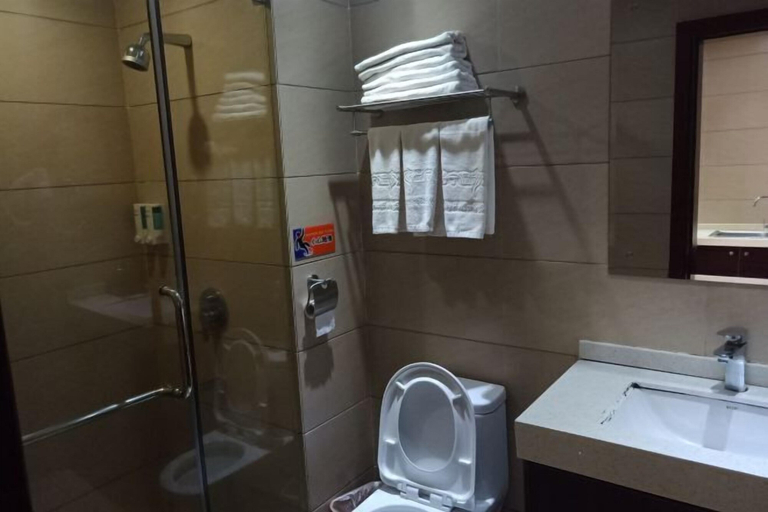 Bathroom 4, Wanning Mantening Wenquan Serviced Apartment (Xinglong Town), Hainan