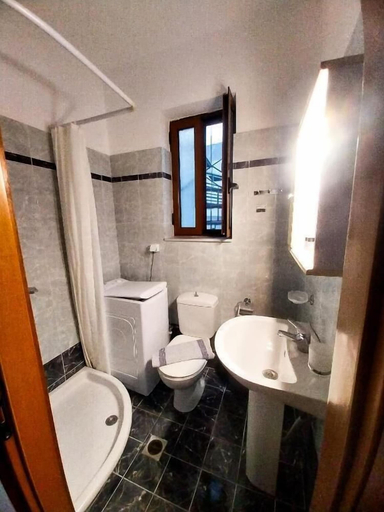 Bathroom 4, Malvazios Villas, Peloponnese