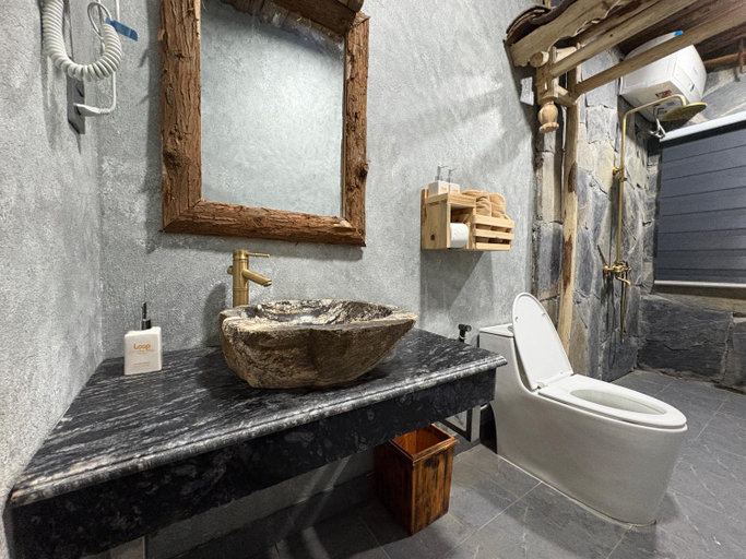 Bathroom 3, Loop Eco Stone House Ha Giang, Hà Giang