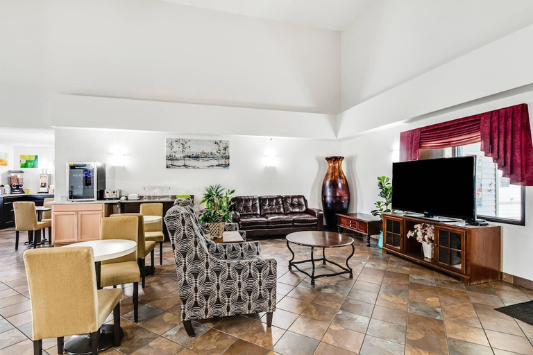 Public Area 2, Quality Inn & Suites Junction, Kimble