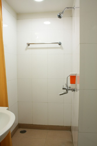 Bathroom 2, Ginger Pantnagar, Udham Singh Nagar