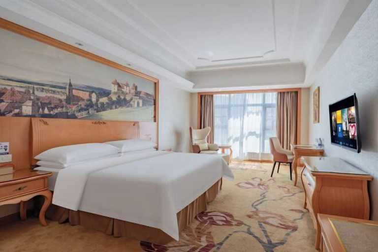 Bedroom 3, Vienna Hotel (Longhui High-speed Railway Station), Shaoyang