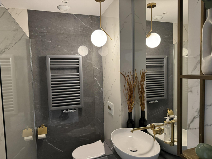 Bathroom 3, Central Palace, Kraków City